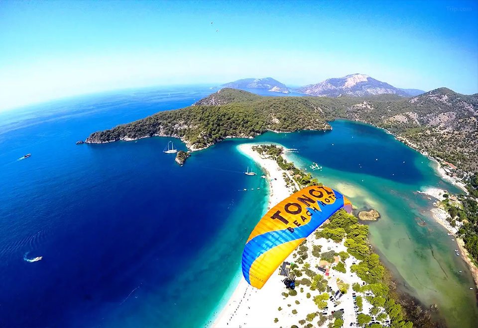 travel_adventure_tonoz_beach