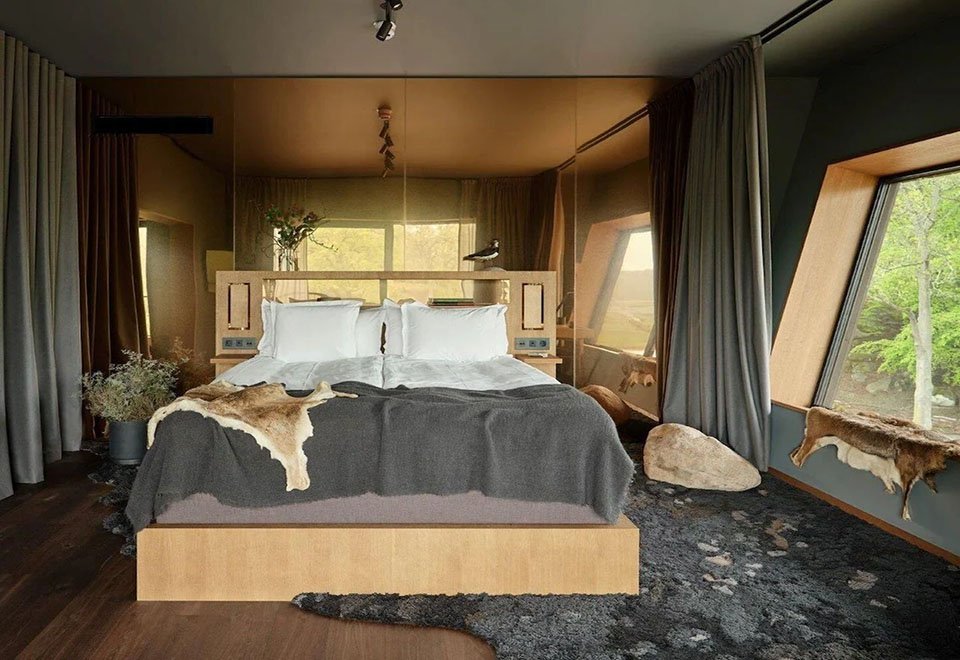 Luxury Suite (Arken) | Egyptian cotton sheets, premium bedding, down comforters, pillowtop beds