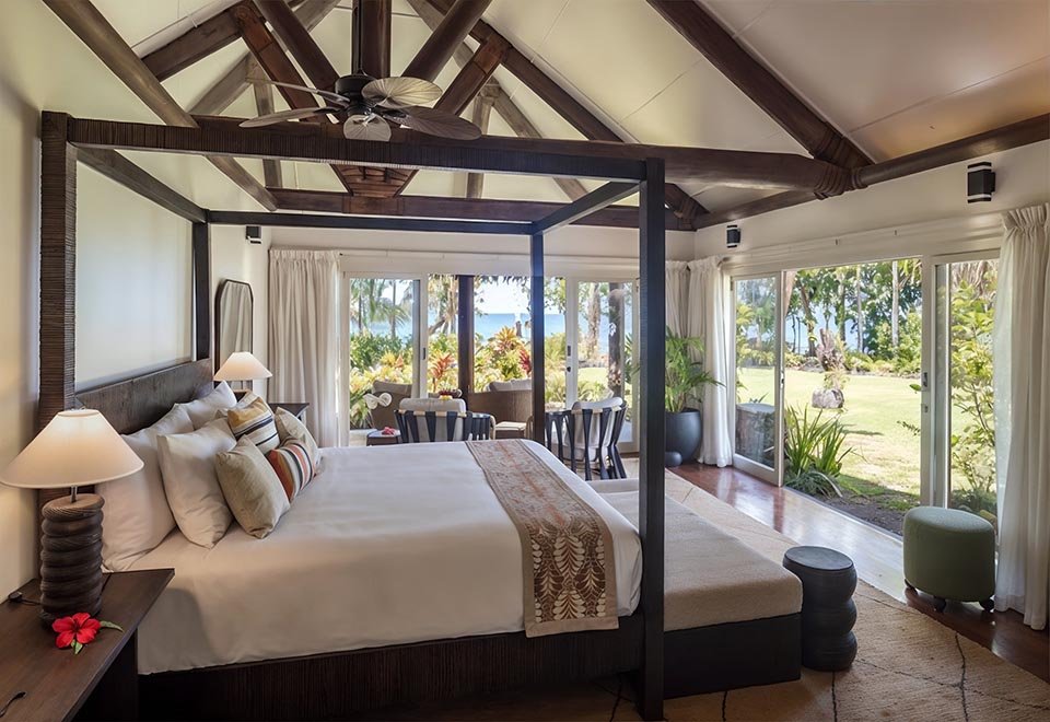 Beachfront Spa Suite